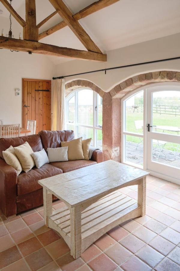Swallow Barn At Millfields Farm Cottages Ashbourne  Buitenkant foto