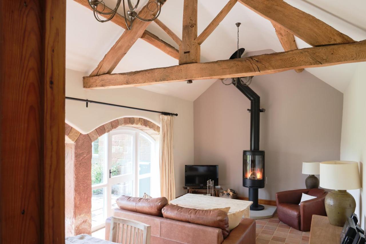 Swallow Barn At Millfields Farm Cottages Ashbourne  Buitenkant foto